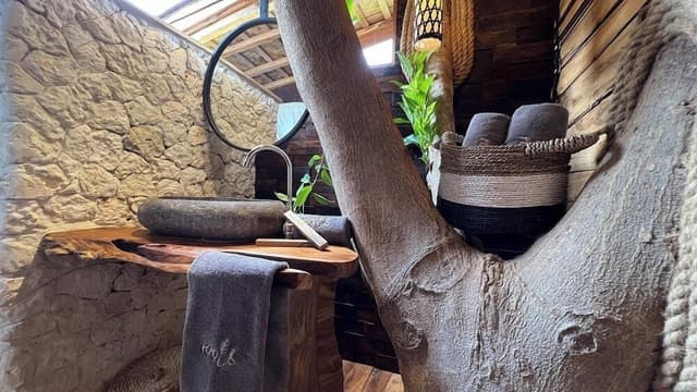 Superior Tree House