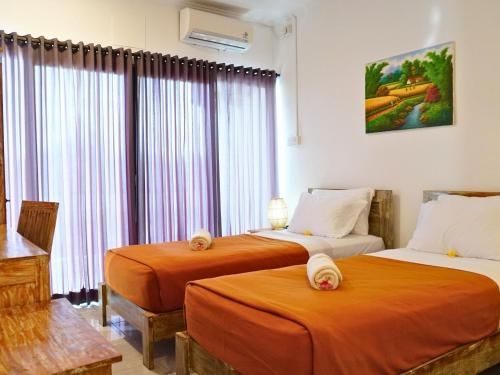 Summer of Surf Hostel Uluwatu3