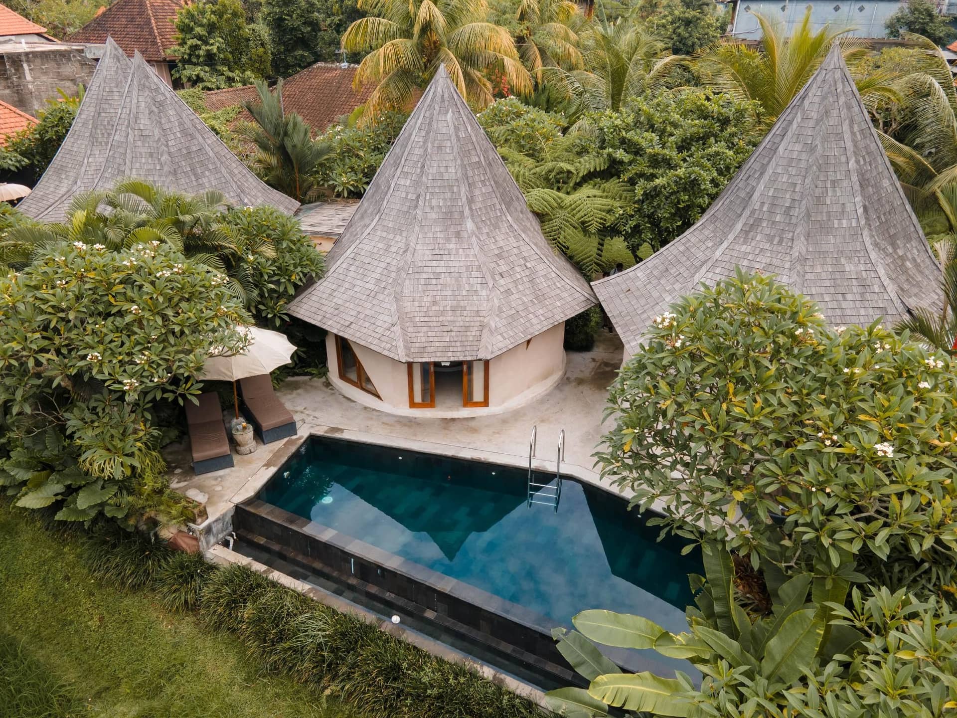 The Sender Pool Suites The Sender Pool Suites