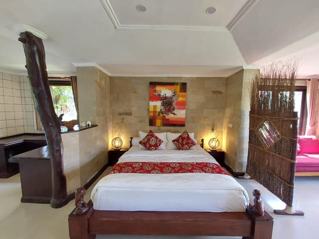 Deluxe Room with Shower