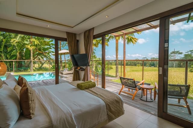 5 Bedroom Royal Pool Villa Paddy View