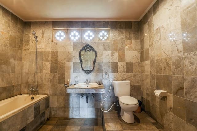 Classic Room, 1 Queen Bed, Bathtub, Garden View