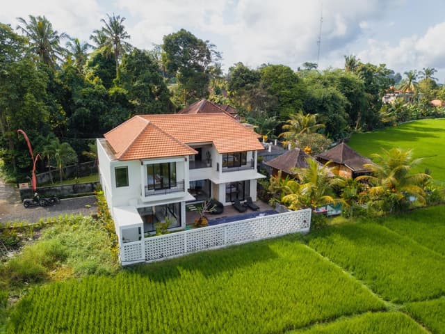 Three Bedroom Villa with Private Pool