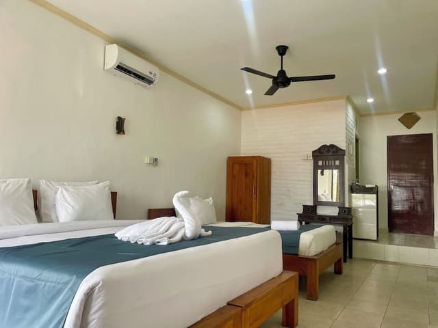Deluxe Triple Room, Balcony
