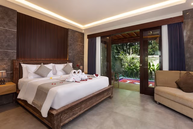One bedroom private pool