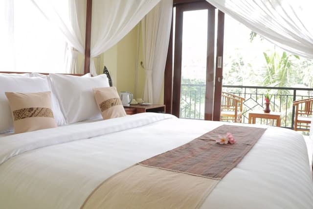 Deluxe Room, 1 Bedroom, Pool View