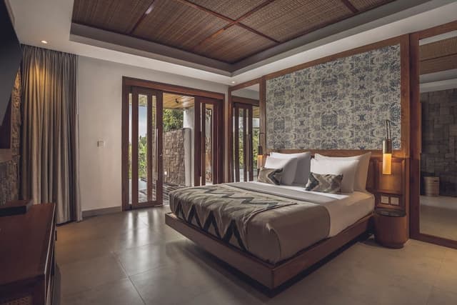 Presidential 2 Bedroom Private Pool Villa with Ricefield View
