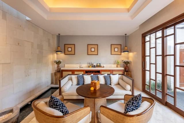 Royal One Bedroom Villa with Private Pool and Jacuzzi