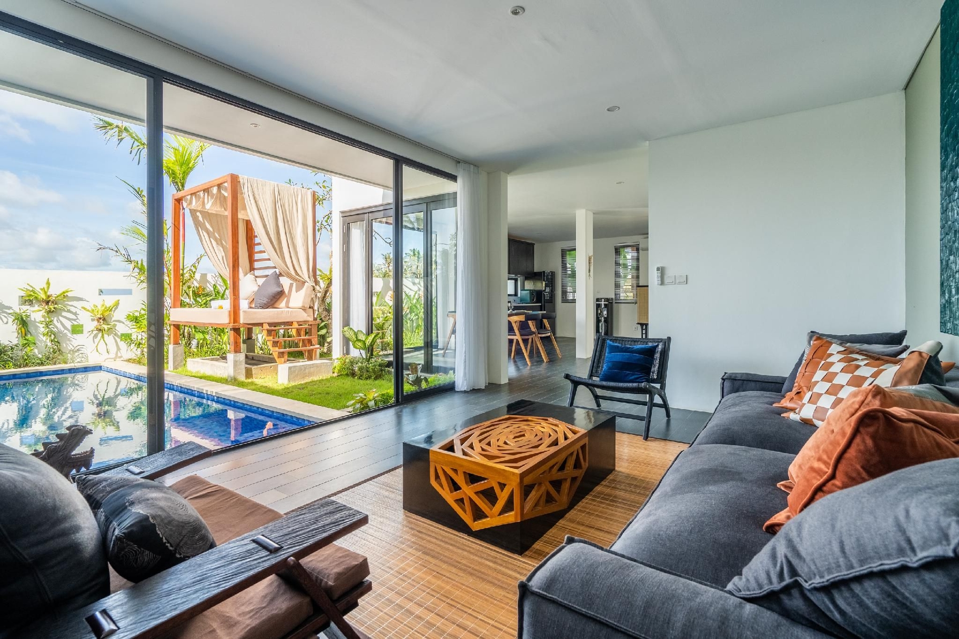 Asri Cinta Villa Ubud3