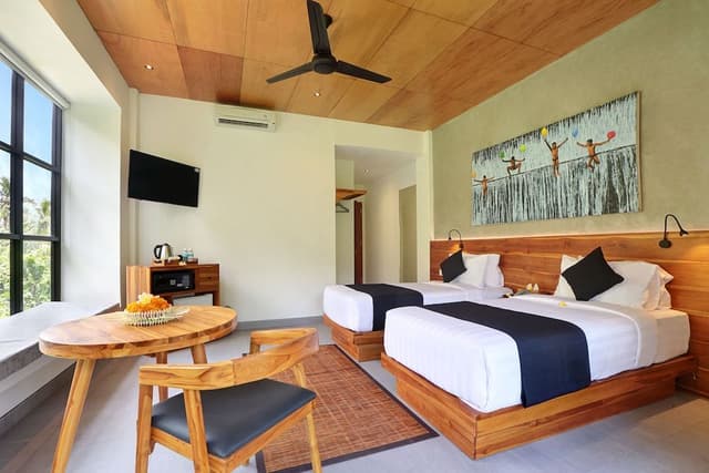 Deluxe Suite, Garden View