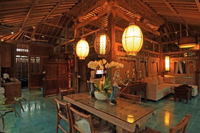 Family Three-Bedroom Villa with Private Pool