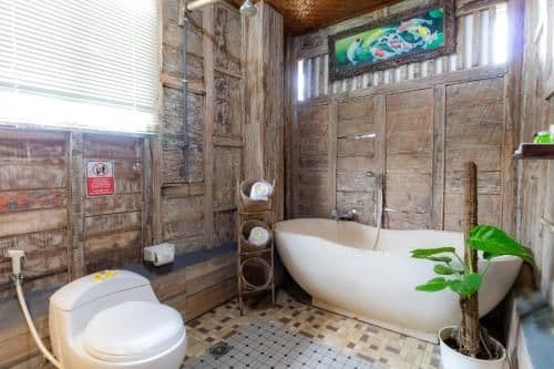 Deluxe Room With Pool Views