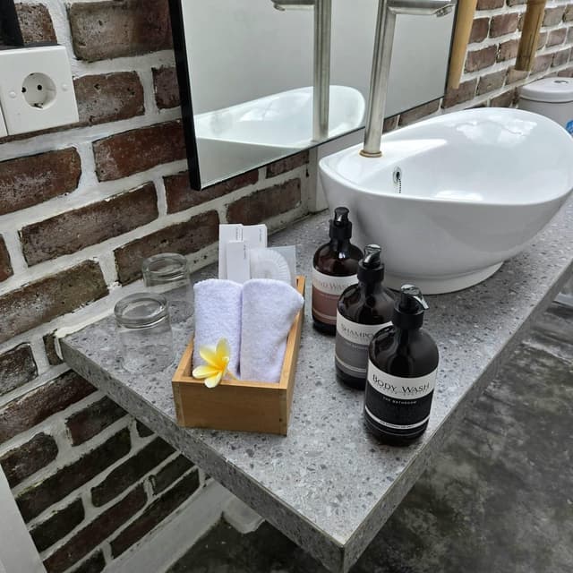 Grand Deluxe