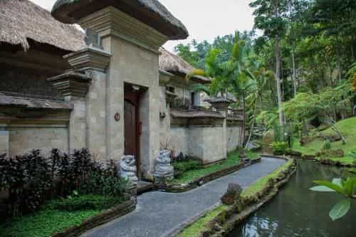 โรงแรมรอยัล ปิตา มาฮา โรงแรมรอยัล ปิตา มาฮา