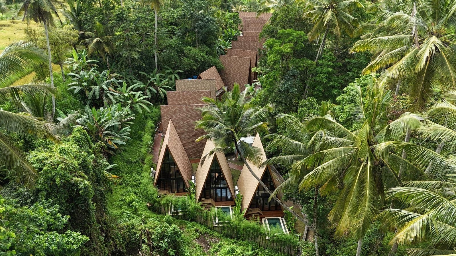 Hidden Den Villa Ubud0