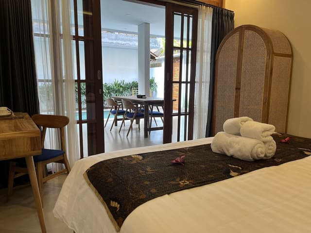 Villa, 2 Bedrooms, Pool View