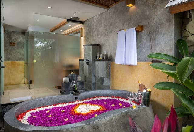 One Bedroom Villa with Garden View with Free Daily Afternoon Tea