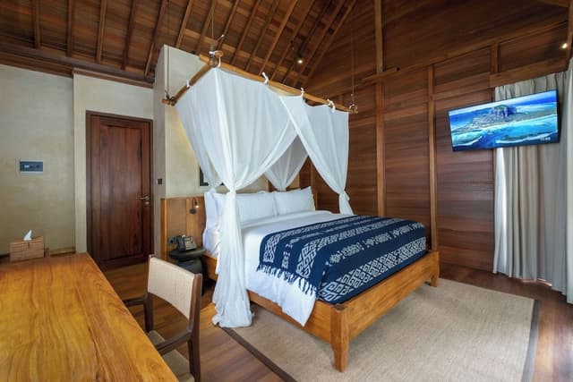 Suite, 1 Queen Bed