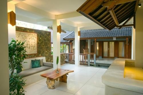 Pesantian Villa0