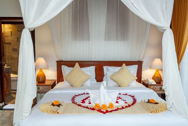 Junior Suite with Balcony