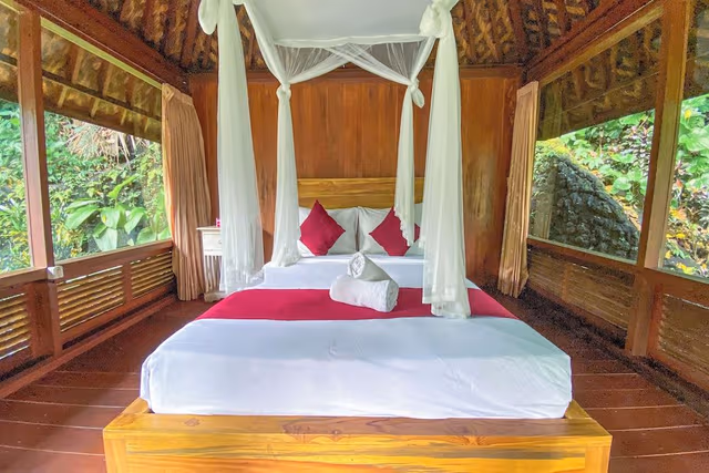 Superior Hut Room
