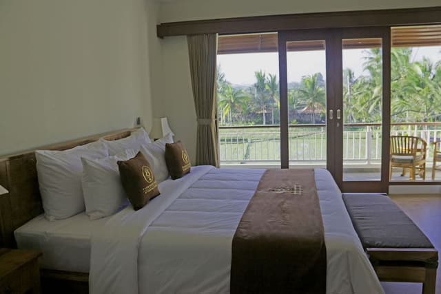 Suite Balcony with Rice Field View