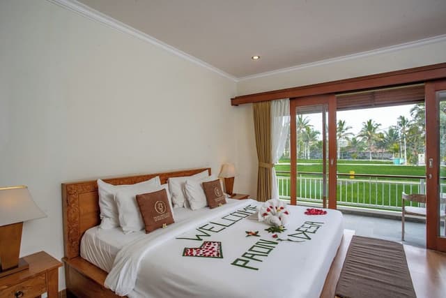 Deluxe Room Balcony with Rice Field View