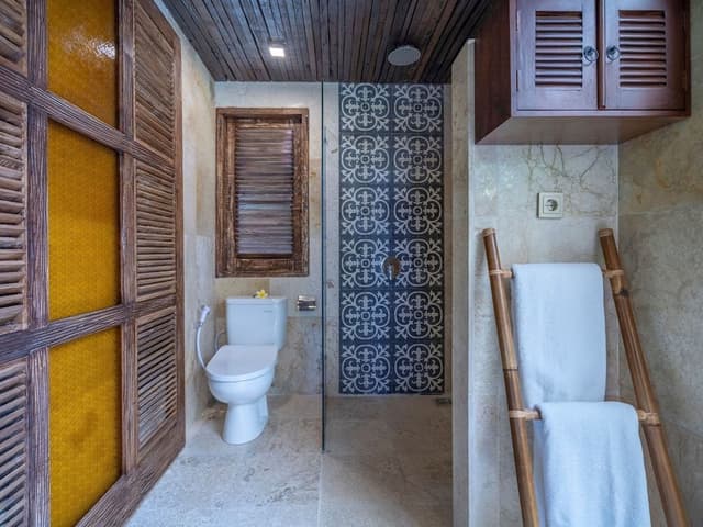 Ethnical One Bedroom Villa with Balcony