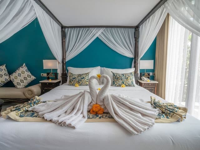 Ethnical One Bedroom Villa with Balcony