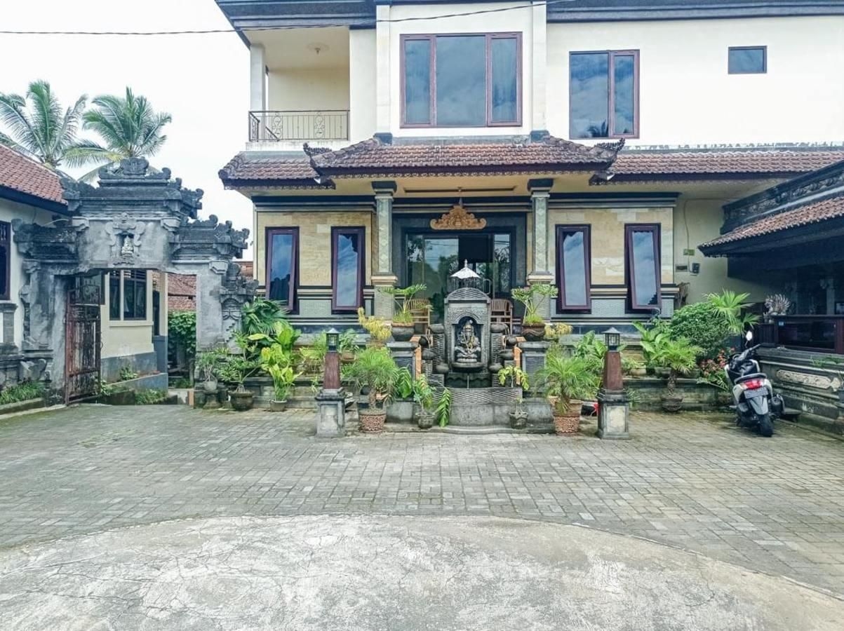 โรงแรมมาวาร์ ซารี มิตรา เรดดอร์ซ (Hotel Mawar Sari Mitra RedDoorz)0
