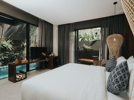 Two Bedrooms Pool Villa