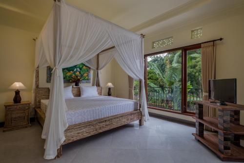 ปุรี อัสตินา วิลลา (Puri Astina Villa)2