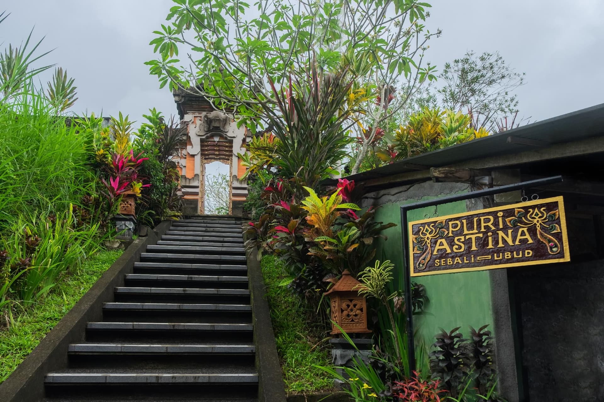 Puri Astina Villa Puri Astina Villa
