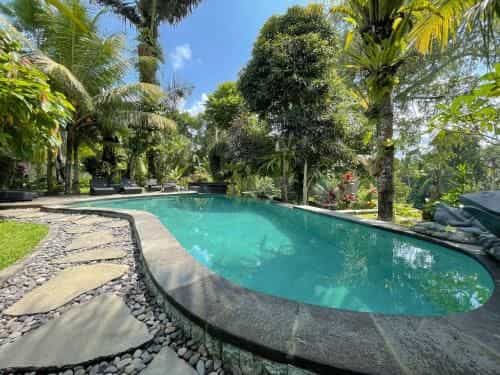 Mirah Guest House Mirah Guest House