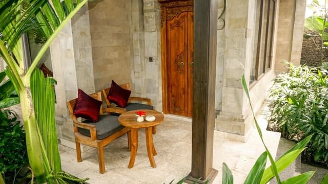 Deluxe Garden Room