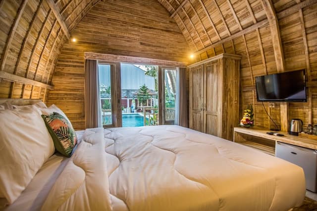 Lumbung Bungalow With Pool Side