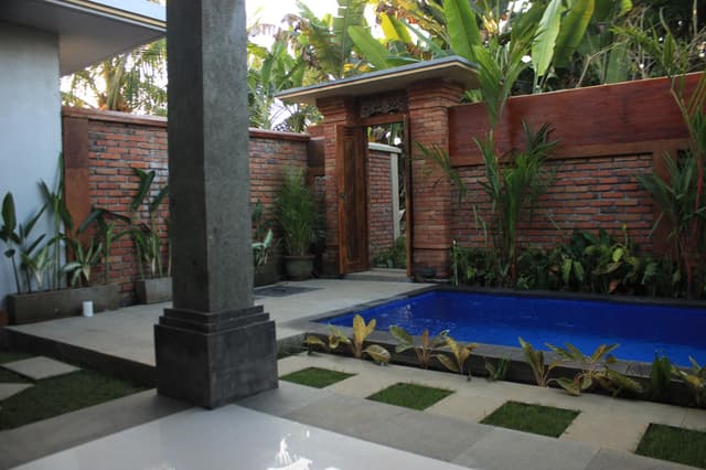 Suite Pool