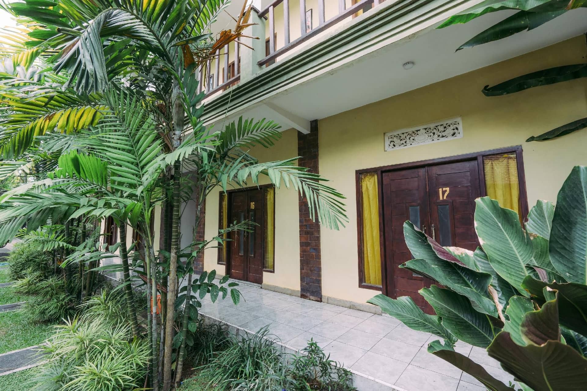 RedDoorz @ Saren Anyar Homestay Lukluk RedDoorz @ Saren Anyar Homestay Lukluk