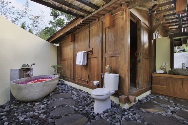 One Bedroom Suite Pool Access