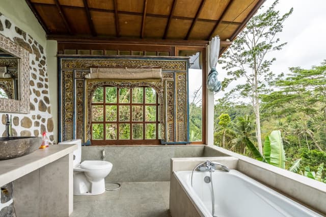 Natural Comfort Floor Suite Room - Non-Smoking