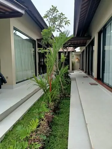 วิลลา 3 ห้องนอน 3 ห้องน้ำส่วนตัว ขนาด 400 ตร.ม. – เกียนยัร วิลลา 3 ห้องนอน 3 ห้องน้ำส่วนตัว ขนาด 400 ตร.ม. – เกียนยัร