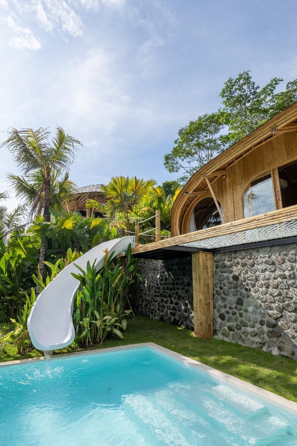 Eco Six Bali0