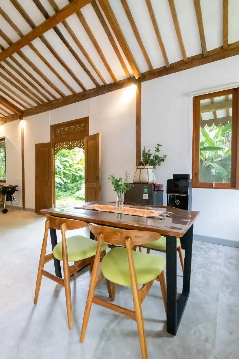 Singgah di Ubud 2 By Zuzu Singgah di Ubud 2 By Zuzu