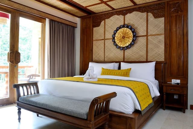 The Royal Kenran Suite