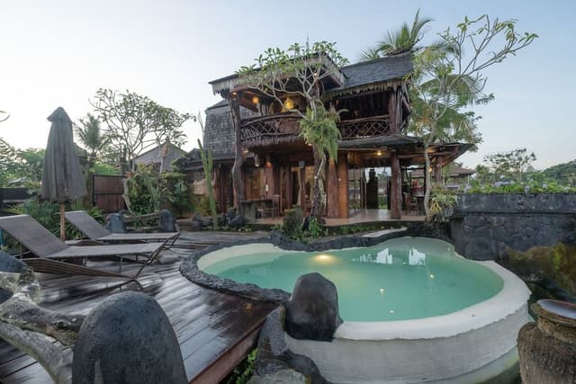 Deluxe Villa