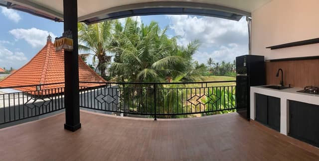 Studio Balcony
