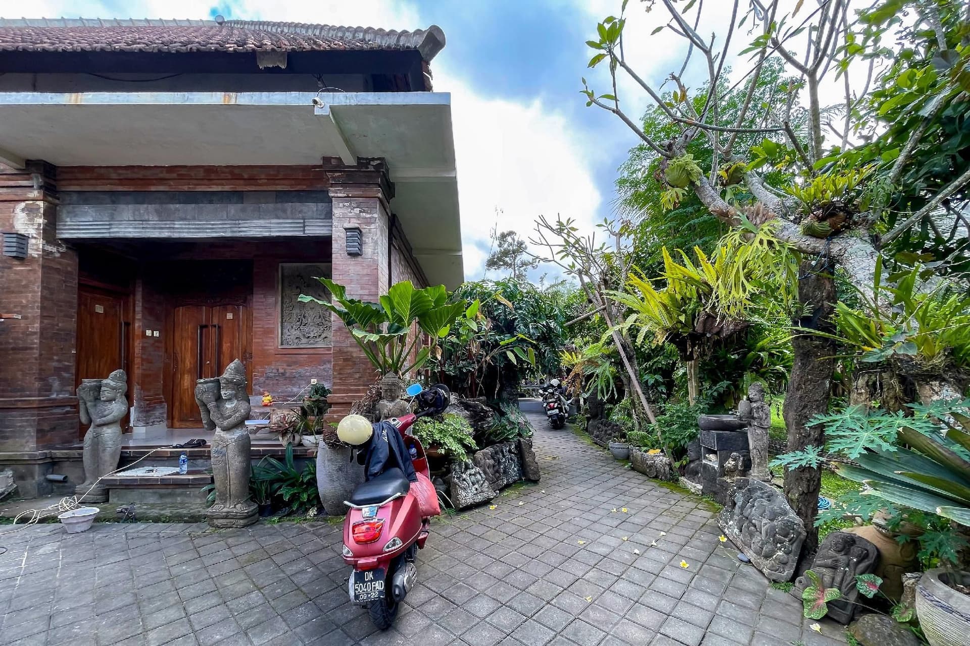 Men Bebas Homestay near Ubud Mitra RedDoorz Men Bebas Homestay near Ubud Mitra RedDoorz