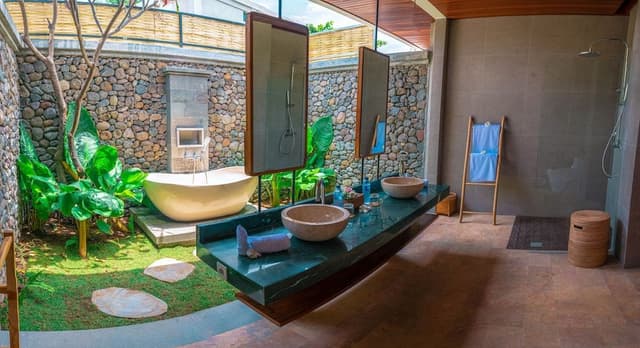 Romantic Villa, 1 King Bed, Hill View