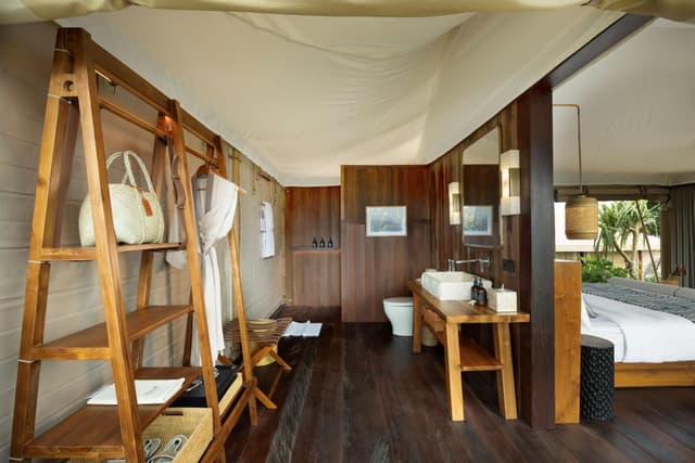 Ocean Front Suite