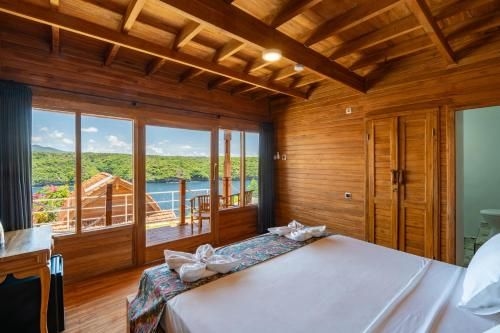 วิลลา 8 ห้องนอน 8 ห้องน้ำส่วนตัว ขนาด 700 ตร.ม. – นูซา เจนิงัน (butterfly villas nusa ceningan panorama sea view )0